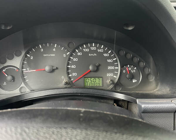 Білий Форд Транзит Коннект, об'ємом двигуна 1.75 л та пробігом 340 тис. км за 3800 $, фото 12 на Automoto.ua