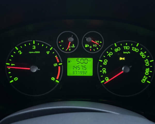 Белый Форд Транзит Коннект, объемом двигателя 1.8 л и пробегом 378 тыс. км за 4600 $, фото 24 на Automoto.ua