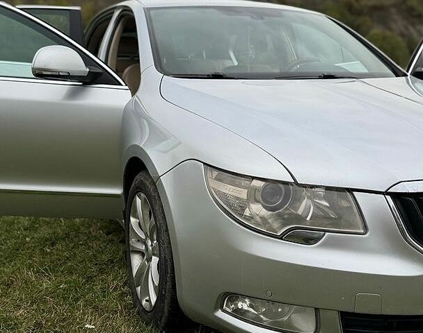 Білий Форд Транзит Коннект, об'ємом двигуна 1.8 л та пробігом 183 тис. км за 5500 $, фото 3 на Automoto.ua