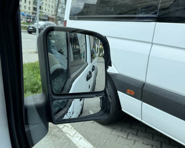 Белый Форд Транзит Коннект, объемом двигателя 1.75 л и пробегом 279 тыс. км за 4000 $, фото 3 на Automoto.ua