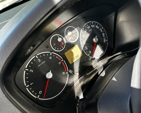 Белый Форд Транзит Коннект, объемом двигателя 1.8 л и пробегом 273 тыс. км за 6000 $, фото 3 на Automoto.ua