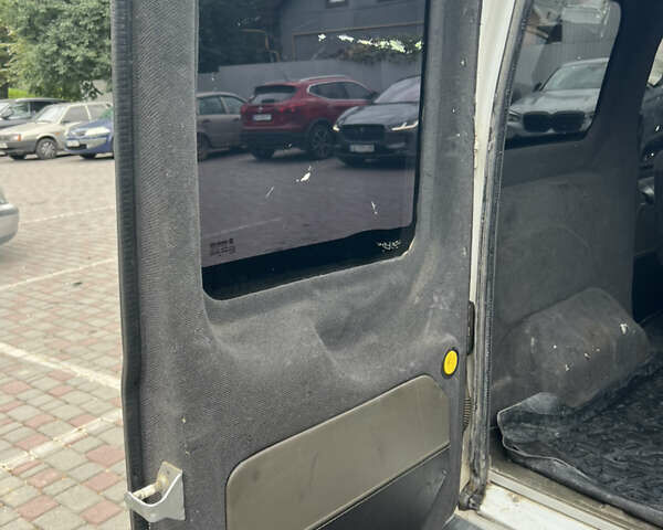 Білий Форд Транзит Коннект, об'ємом двигуна 1.8 л та пробігом 234 тис. км за 5600 $, фото 16 на Automoto.ua
