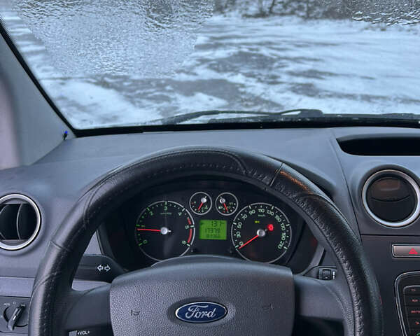 Білий Форд Транзит Коннект, об'ємом двигуна 1.8 л та пробігом 163 тис. км за 6600 $, фото 11 на Automoto.ua