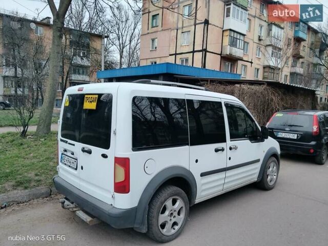 Белый Форд Транзит Коннект, объемом двигателя 1.8 л и пробегом 254 тыс. км за 6000 $, фото 1 на Automoto.ua