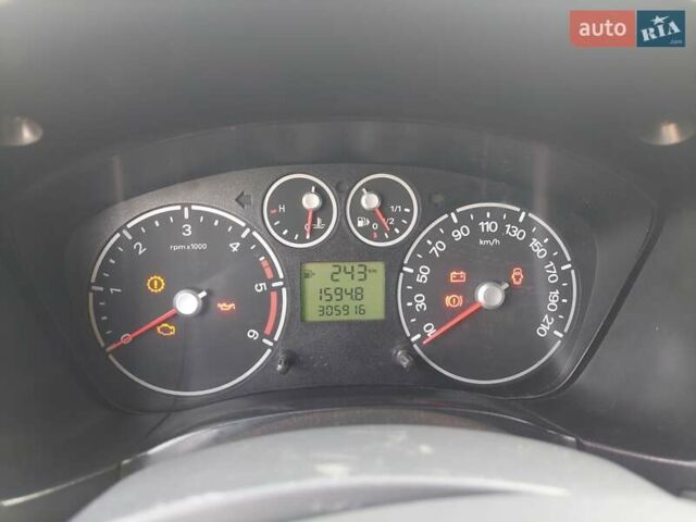 Белый Форд Транзит Коннект, объемом двигателя 1.75 л и пробегом 306 тыс. км за 5200 $, фото 3 на Automoto.ua