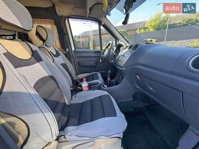 Білий Форд Транзит Коннект, об'ємом двигуна 1.75 л та пробігом 302 тис. км за 5400 $, фото 8 на Automoto.ua