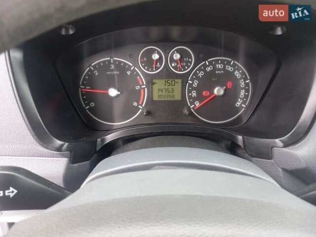 Белый Форд Транзит Коннект, объемом двигателя 1.75 л и пробегом 303 тыс. км за 5999 $, фото 13 на Automoto.ua