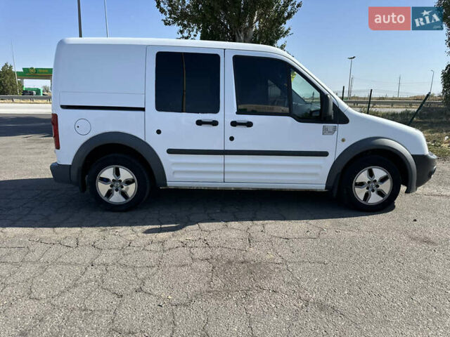 Белый Форд Транзит Коннект, объемом двигателя 1.8 л и пробегом 316 тыс. км за 5500 $, фото 5 на Automoto.ua