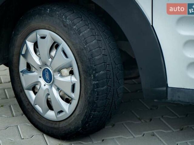 Белый Форд Транзит Коннект, объемом двигателя 1.75 л и пробегом 274 тыс. км за 3999 $, фото 7 на Automoto.ua