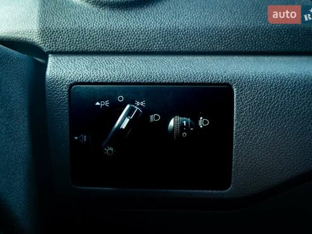 Белый Форд Транзит Коннект, объемом двигателя 1.75 л и пробегом 274 тыс. км за 3999 $, фото 13 на Automoto.ua