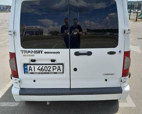 Белый Форд Транзит Коннект, объемом двигателя 1.8 л и пробегом 269 тыс. км за 4998 $, фото 3 на Automoto.ua