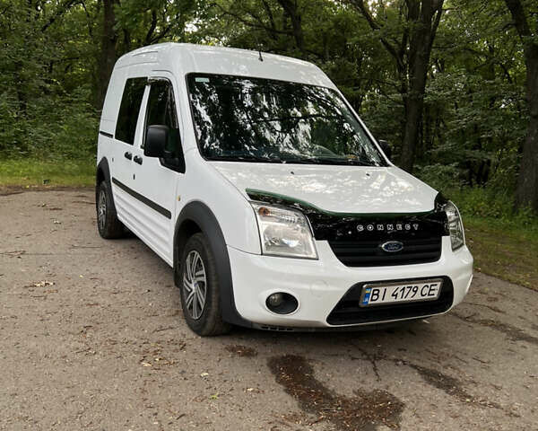 Білий Форд Транзит Коннект, об'ємом двигуна 1.75 л та пробігом 260 тис. км за 5900 $, фото 1 на Automoto.ua