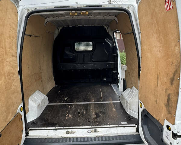 Білий Форд Транзит Коннект, об'ємом двигуна 1.8 л та пробігом 190 тис. км за 4999 $, фото 4 на Automoto.ua