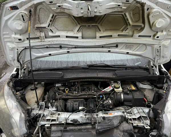 Білий Форд Транзит Коннект, об'ємом двигуна 2.5 л та пробігом 171 тис. км за 3500 $, фото 5 на Automoto.ua
