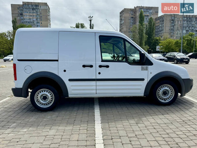 Білий Форд Транзит Коннект, об'ємом двигуна 1.8 л та пробігом 120 тис. км за 6200 $, фото 16 на Automoto.ua