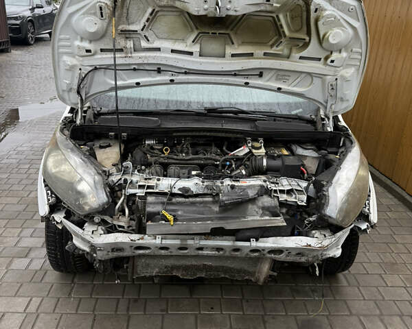 Білий Форд Транзит Коннект, об'ємом двигуна 2.5 л та пробігом 171 тис. км за 3500 $, фото 4 на Automoto.ua