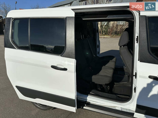Білий Форд Транзит Коннект, об'ємом двигуна 1.56 л та пробігом 287 тис. км за 9750 $, фото 12 на Automoto.ua