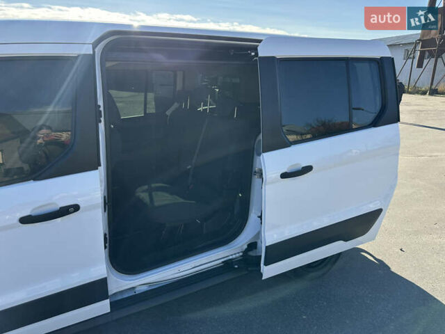 Білий Форд Транзит Коннект, об'ємом двигуна 1.56 л та пробігом 287 тис. км за 9750 $, фото 9 на Automoto.ua