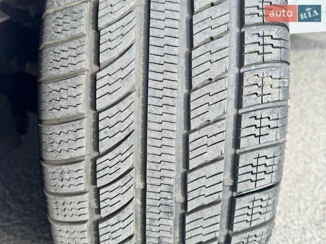 Білий Форд Транзит Коннект, об'ємом двигуна 2.5 л та пробігом 247 тис. км за 10999 $, фото 61 на Automoto.ua