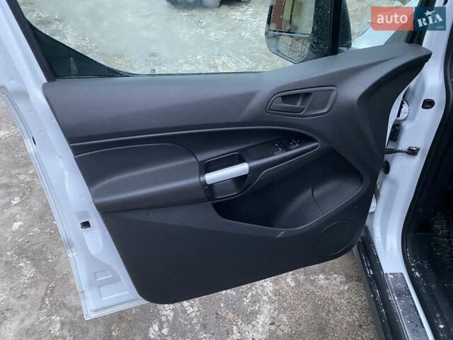 Білий Форд Транзит Коннект, об'ємом двигуна 1.5 л та пробігом 272 тис. км за 9300 $, фото 12 на Automoto.ua