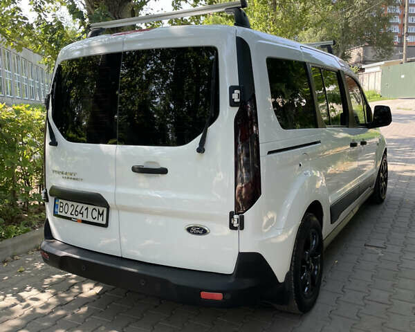 Белый Форд Транзит Коннект, объемом двигателя 1.56 л и пробегом 300 тыс. км за 13100 $, фото 3 на Automoto.ua