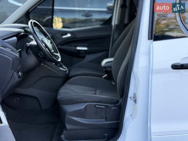 Белый Форд Транзит Коннект, объемом двигателя 2.49 л и пробегом 130 тыс. км за 12200 $, фото 39 на Automoto.ua