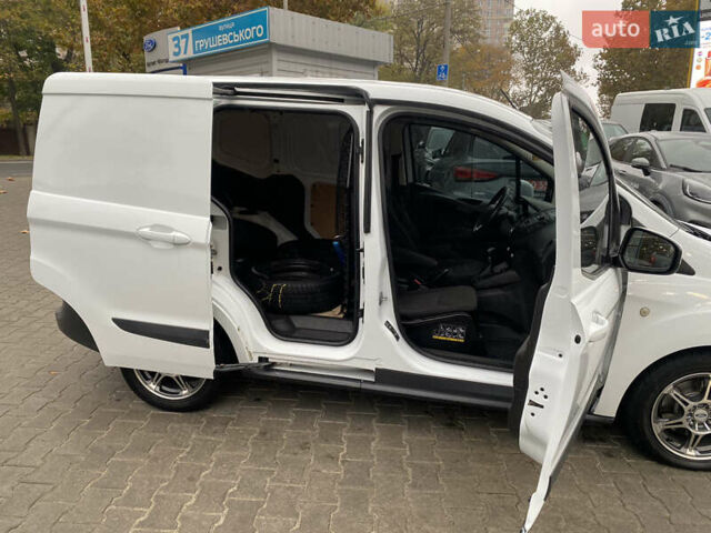 Белый Форд Транзит Коннект, объемом двигателя 1.5 л и пробегом 267 тыс. км за 8500 $, фото 12 на Automoto.ua