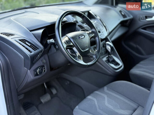 Белый Форд Транзит Коннект, объемом двигателя 2.49 л и пробегом 130 тыс. км за 12200 $, фото 40 на Automoto.ua