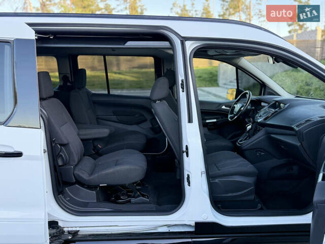 Белый Форд Транзит Коннект, объемом двигателя 2.49 л и пробегом 130 тыс. км за 12200 $, фото 53 на Automoto.ua