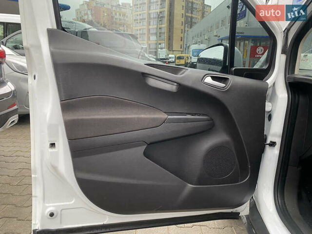 Белый Форд Транзит Коннект, объемом двигателя 1.5 л и пробегом 267 тыс. км за 8500 $, фото 14 на Automoto.ua