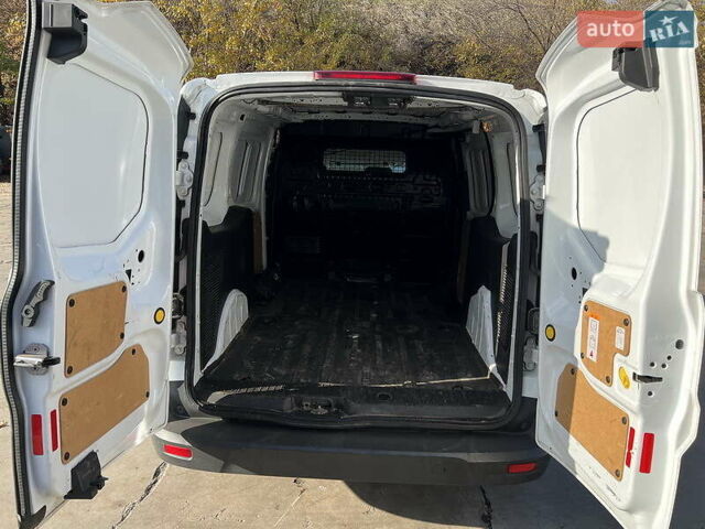 Белый Форд Транзит Коннект, объемом двигателя 1.56 л и пробегом 176 тыс. км за 9900 $, фото 13 на Automoto.ua