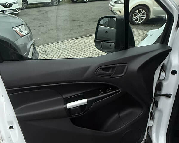 Белый Форд Транзит Коннект, объемом двигателя 1.5 л и пробегом 211 тыс. км за 12500 $, фото 23 на Automoto.ua