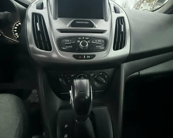 Белый Форд Транзит Коннект, объемом двигателя 1.5 л и пробегом 211 тыс. км за 12500 $, фото 27 на Automoto.ua