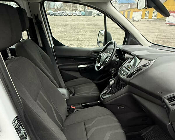 Белый Форд Транзит Коннект, объемом двигателя 1.5 л и пробегом 210 тыс. км за 12600 $, фото 9 на Automoto.ua