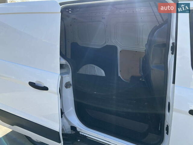 Белый Форд Транзит Коннект, объемом двигателя 1.56 л и пробегом 176 тыс. км за 9900 $, фото 14 на Automoto.ua