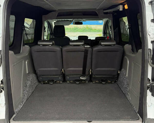 Білий Форд Транзит Коннект, об'ємом двигуна 1.5 л та пробігом 245 тис. км за 13950 $, фото 8 на Automoto.ua