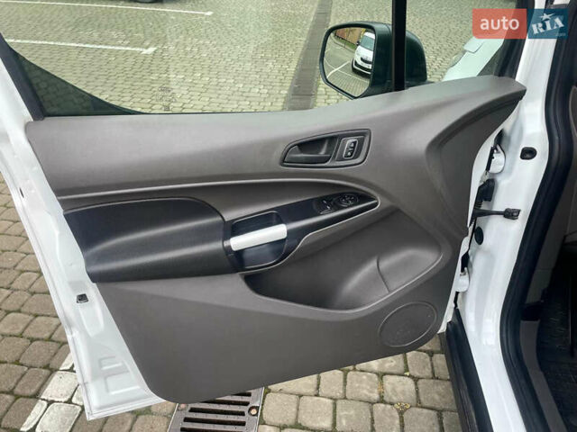 Белый Форд Транзит Коннект, объемом двигателя 1.5 л и пробегом 272 тыс. км за 10700 $, фото 20 на Automoto.ua