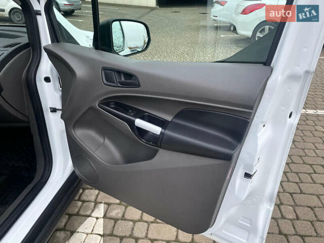 Белый Форд Транзит Коннект, объемом двигателя 1.5 л и пробегом 272 тыс. км за 10700 $, фото 23 на Automoto.ua