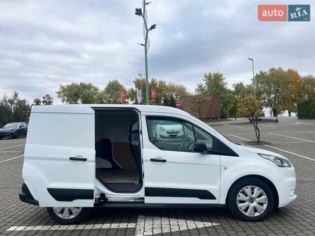 Белый Форд Транзит Коннект, объемом двигателя 1.5 л и пробегом 272 тыс. км за 10700 $, фото 5 на Automoto.ua