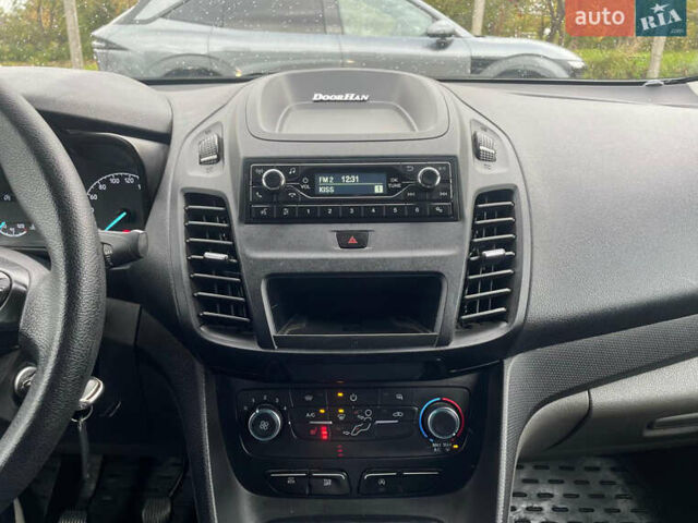 Белый Форд Транзит Коннект, объемом двигателя 1.5 л и пробегом 272 тыс. км за 10700 $, фото 37 на Automoto.ua