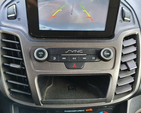 Белый Форд Транзит Коннект, объемом двигателя 2 л и пробегом 164 тыс. км за 13500 $, фото 15 на Automoto.ua