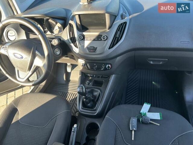Белый Форд Транзит Коннект, объемом двигателя 1.5 л и пробегом 105 тыс. км за 10599 $, фото 14 на Automoto.ua