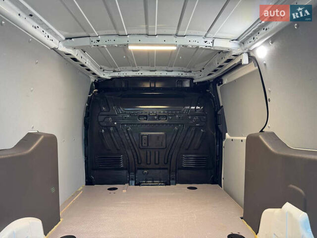 Белый Форд Транзит Коннект, объемом двигателя 1.5 л и пробегом 210 тыс. км за 13499 $, фото 16 на Automoto.ua