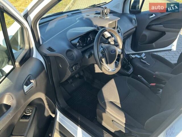 Белый Форд Транзит Коннект, объемом двигателя 1.5 л и пробегом 105 тыс. км за 10599 $, фото 15 на Automoto.ua