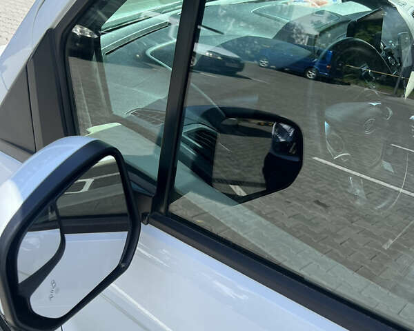 Белый Форд Транзит Коннект, объемом двигателя 2 л и пробегом 132 тыс. км за 19900 $, фото 6 на Automoto.ua