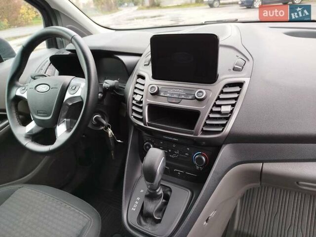 Черный Форд Транзит Коннект, объемом двигателя 0 л и пробегом 234 тыс. км за 13200 $, фото 20 на Automoto.ua