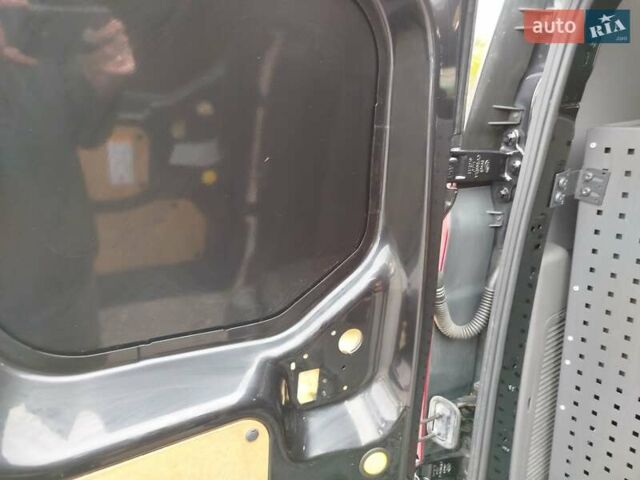 Черный Форд Транзит Коннект, объемом двигателя 0 л и пробегом 234 тыс. км за 13200 $, фото 26 на Automoto.ua