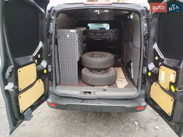 Черный Форд Транзит Коннект, объемом двигателя 0 л и пробегом 234 тыс. км за 13200 $, фото 27 на Automoto.ua