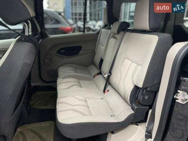 Черный Форд Транзит Коннект, объемом двигателя 2.5 л и пробегом 251 тыс. км за 11800 $, фото 16 на Automoto.ua