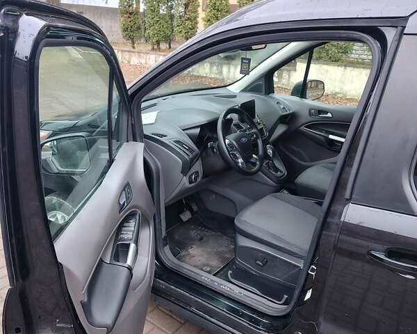 Черный Форд Транзит Коннект, объемом двигателя 2 л и пробегом 226 тыс. км за 17000 $, фото 9 на Automoto.ua